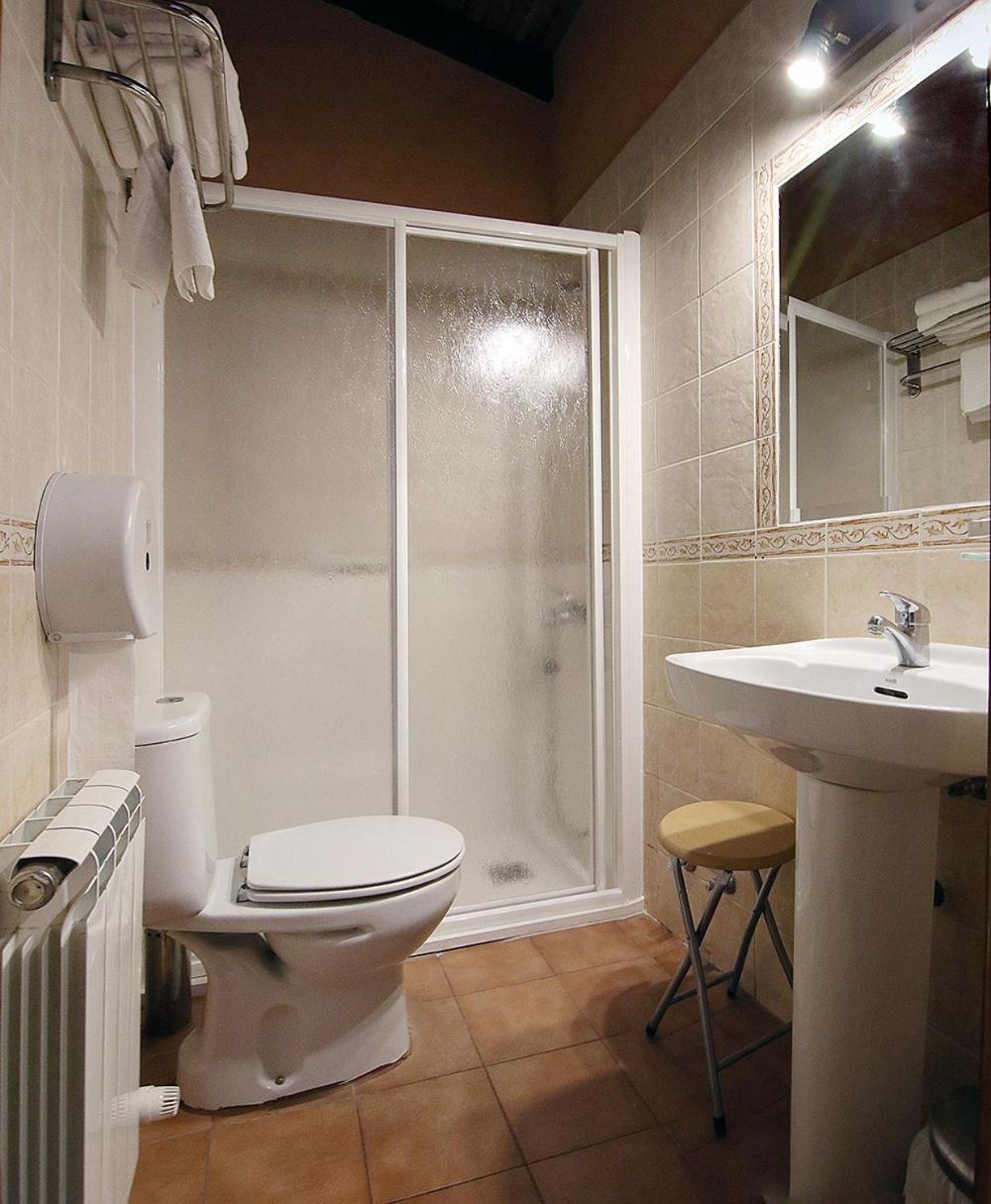 Apartamentos Turisticos Los Abuelos Montemayor de Pililla Dış mekan fotoğraf